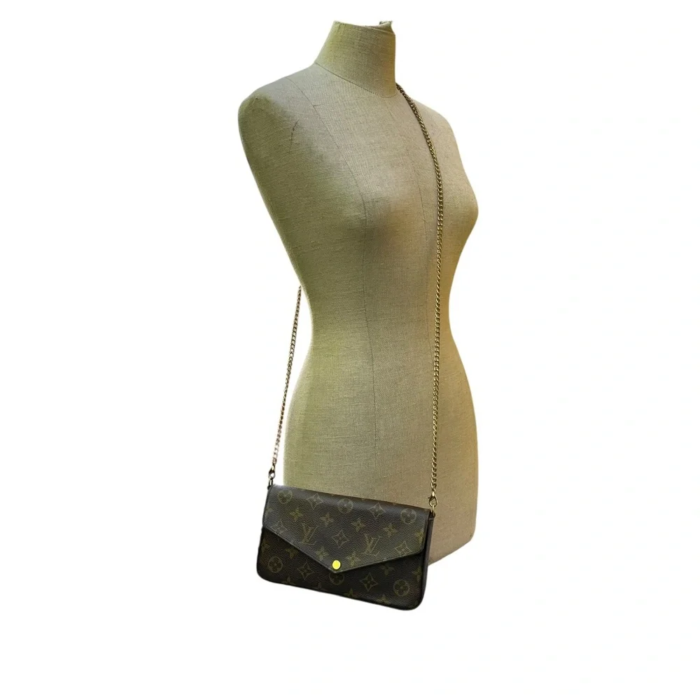 Genuine LOUIS VUITTON Pochette Felicie Monogram Canvas Clutch Bag Authenticated - Picture 14 of 16